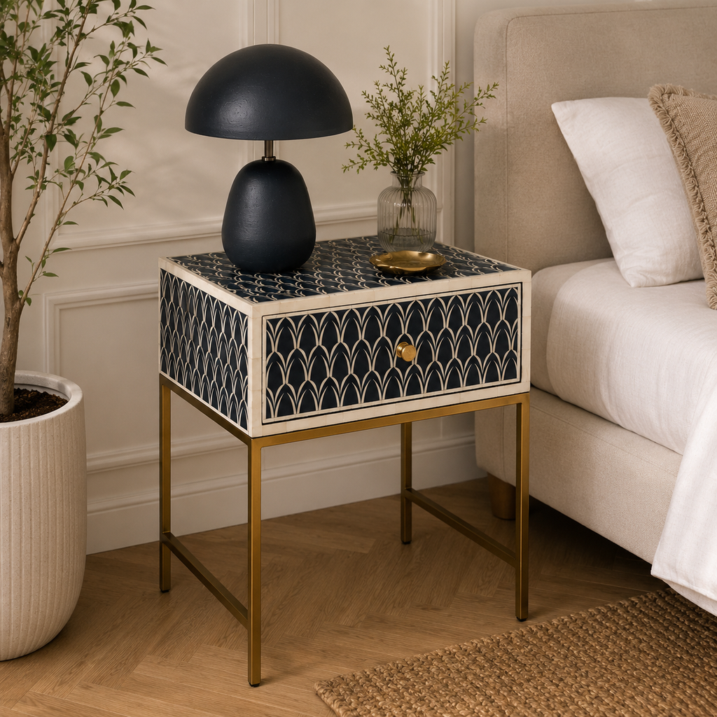 Noir Crest Side Table